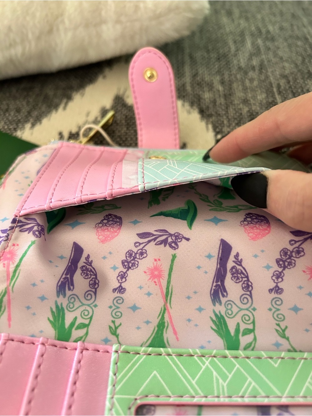 NWT Loungefly Wicked Mint & Pink Wallet - Picture 5 of 7
